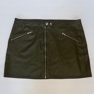 wild fable Green Faux Leather Zip-Front Mini Skirt